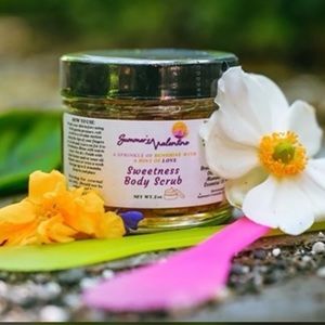 Summers Valentine Sweetness Sugar Scrub